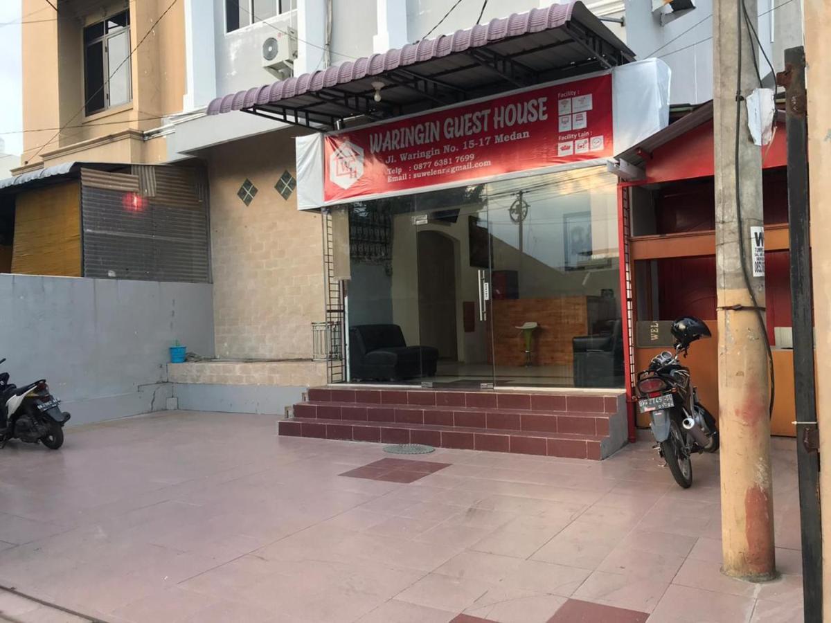 Waringin Residence Medan Esterno foto