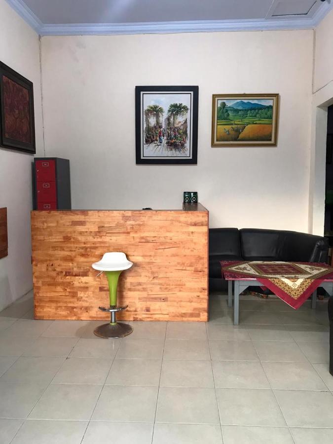 Waringin Residence Medan Esterno foto